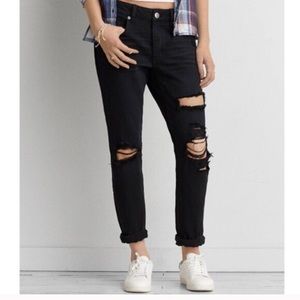Grey American Eagle Tomgirl Jeans